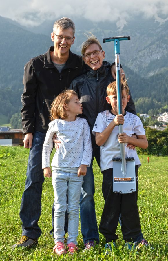 Massivhaus_Spatenstich