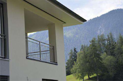 Massivhaus_Balkon